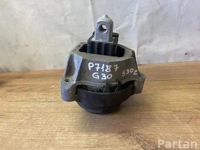 BMW 9845314 5 (G30) 2021 Engine Mounting Right - Image 1