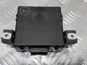 Porsche 7PP907530J CAYENNE (92A) 2011 Interface de diagnostic (passerelle)