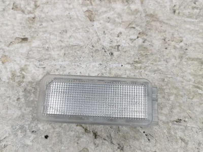 Peugeot e 208 2021 éclairage - Image 1