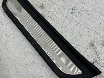 Kia 85878J7000, 85878-J7000 / 85878J7000, 85878J7000 CEE'D (CD) 2020 Bordure de seuil de porte - Image 1