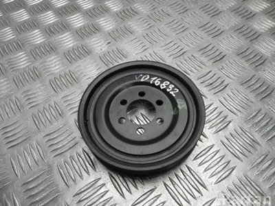 BMW 238298201 3 (F30, F80) 2016 Poulie de guidage - Image 1