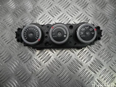 Mitsubishi 7820A115XB ASX (GA_W_) 2011 Contrôle automatique de la climatisation - Image 1