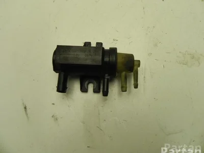 Mercedes-Benz A 007 153 14 28 / A0071531428 E-CLASS (W212) 2010 Valve magnétique - Image 1