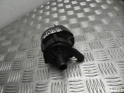 Tesla 1037327-00-F / 103732700F MODEL S 2017 Additional water pump - Image 1