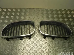 BMW 7 027 061, 7 027 062 / 7027061, 7027062 5 (E60) 2007 Rejillas