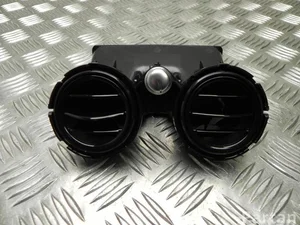 Mercedes-Benz A 205 830 83 01 / A2058308301 C-CLASS (W205) 2015 Évent