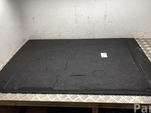 BMW 5A01786 5 G60 2024 Plegue de moldura del maletero