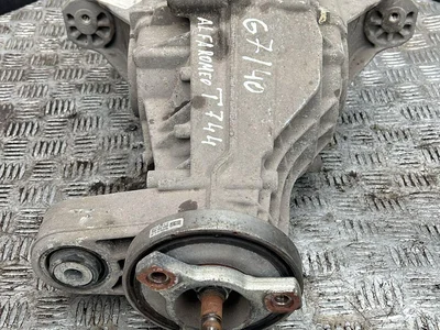 Alfa Romeo 552777710 GIULIA (952_) 2017 Réducteur essieu arrière - Image 1