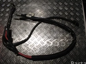 Mercedes-Benz 13853913 GL-CLASS (X166) 2013 Câbles de batterie