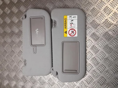 Hyundai 85213-C8012 / 85213C8012 i20 (GB) 2018 Panneau solaire - Image 1