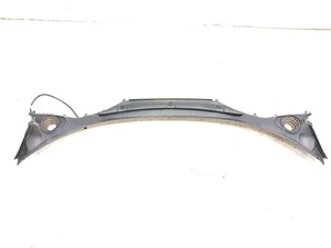 Aston Martin MY83-219000-A / MY83219000A DBX 2021 Moldura Plastico Derecho Limpia