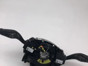 Ford DV6T-3F944-AD; DV6T-13N064-AF / DV6T3F944AD, DV6T13N064AF TRANSIT CONNECT Box 2016 Bouton multifonction pour volant