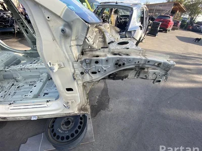 Mercedes-Benz B-Class (W247) 2022 Quart de corps Right Front - Image 1