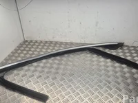 Mercedes-Benz A2137252800 KLASA E T-Model (S213) 2019 Uszczelka drzwi z przodu po prawej