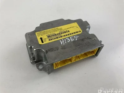 Mitsubishi P8635A205 OUTLANDER II (CW_W) 2011 Unités de contrôle - Image 1