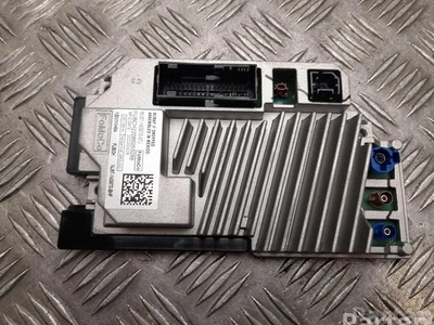 Ford USA MU5T-14G670-STJ / MU5T14G670STJ Mustang Mach-E 2022 Unité de contrôle du système de navigation - Image 1