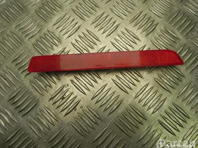 Mazda P3756A 6 Saloon (GH) 2008 Garniture /moulage - Image 1