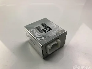 Lexus 88240-48020 / 8824048020 RX (MCU15) 2002 Unités de contrôle