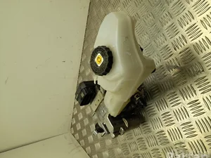 Toyota 47210-10430 / 4721010430 C-HR (_X1_) 2022 Maître-cylindre de frein