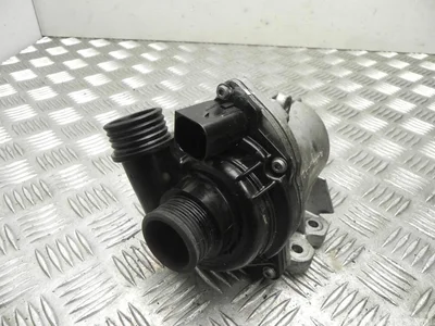 BMW 9455978 3 (F30, F80) 2013 Pompe à eau - Image 1