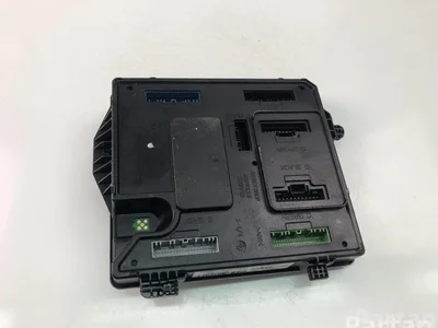 Renault 284B15472R MEGANE III Grandtour (KZ0/1) 2012 Unidad de control central para sistema de confort - Imagen 1