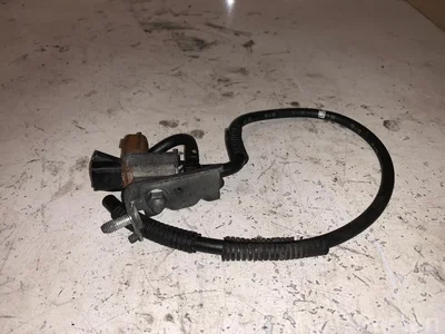 Mazda K5T4659 6 Estate (GH) 2010 Valve magnétique - Image 1