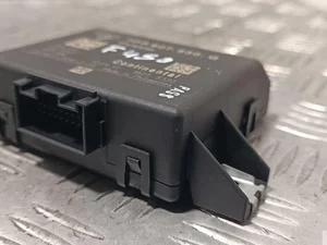 Porsche 7PP907530Q CAYENNE (92A) 2012 Interface de diagnostic (passerelle)