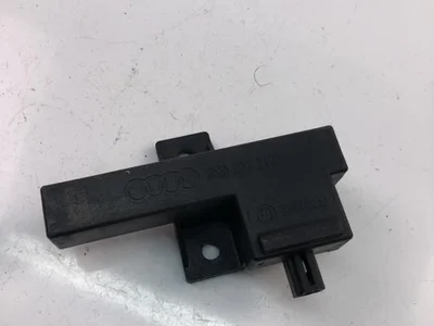 Audi 8K0907247 A6 (4G2, C7, 4GC) 2015 Amplificateur de télévision - Image 1