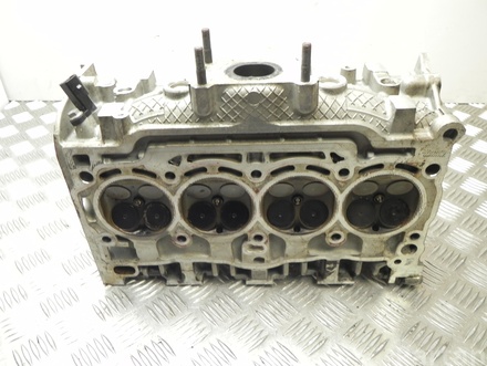 VW 04L103404M GOLF VII (5G1, BQ1, BE1, BE2) 2014 Cylinder Head