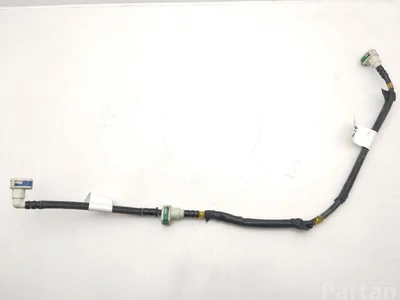 Maserati 670175266, 670156088 MC 20 Cielo 2023 Tuyaux / Tubes - Image 1