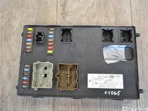 Ford 8C1T14A073, 8C1T14A073BB TRANSIT Box 2008 Unité de commande centrale pour système de confort