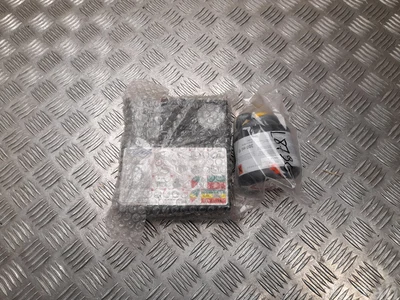 Ford 8V21-19G525-AA, 8V21-1568-AA / 8V2119G525AA, 8V211568AA FIESTA VI 2010 COMPRESSEUR DE POMPE À AIR DE PNEU - Image 1