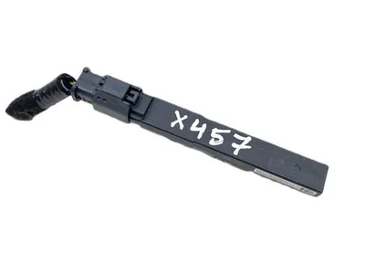 Peugeot XD0287039, E1136485, E1136485-A / XD0287039, E1136485, E1136485A 208 II (P21) 2021 Antenne - Image 1