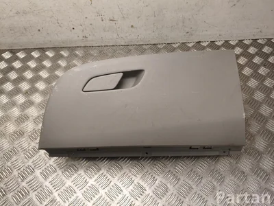 Maxus C00076766-D070, C00076766-A126 / C00076766D070, C00076766A126 Deliver 9 2024 Glove box - Image 1