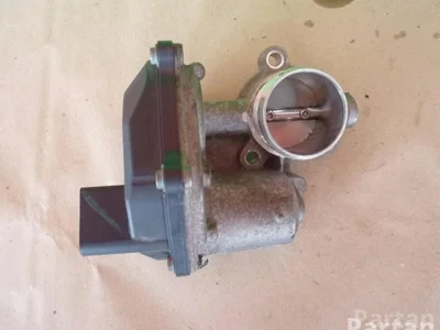 Volkswagen 04L 131 501 C / 04L131501C GOLF VII (5G1, BQ1, BE1, BE2) 2013 Corps de papillon - Image 1