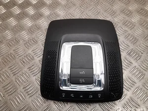 Mercedes-Benz A 000 900 04 39 / A0009000439 B-Class (W247) 2022 Lumière intérieure