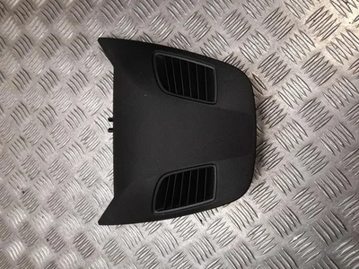 BMW 9329561 5 (G30) 2017 Garsiakalbio grotelės centrinė konsolė - Nuotrauka 1