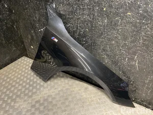 BMW 5 G60 2025 Kotflügel rechte Seite