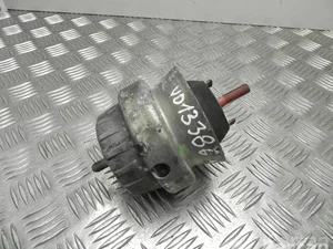 Audi 4F0 199 382 / 4F0199382 A6 (4F2, C6) 2008 Support moteur