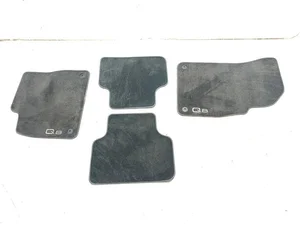Audi 4M8061275, 4M8061276B Q8 (4MN, 4MT) 2021 Komplet dywaników
