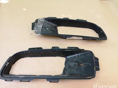 BMW 51117172450 X5 (E70) 2013 Grillades - Image 1