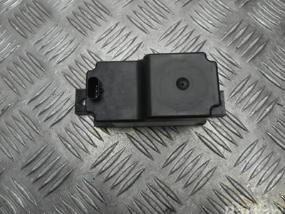 Mercedes-Benz A 205 905 31 14 / A2059053114 C-CLASS (W205) 2015 Onduleur avec convertisseur - Image 1