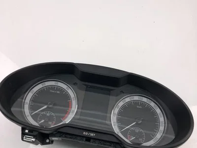 Škoda 5E0920750F OCTAVIA III (5E3) 2018 Tablero de instrumentos - Imagen 1