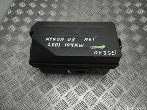 Ssangyong 82310-09121 / 8231009121 KYRON 2008 Boîte à fusibles