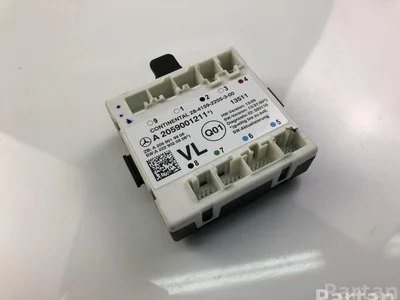 Mercedes-Benz A2059001211 C-CLASS (W205) 2015 valdymo blokas - Nuotrauka 1