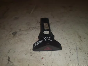 Volvo 9441045 V70 II (SW) 2006 Éclairage d'urgence / interrupteur de danger