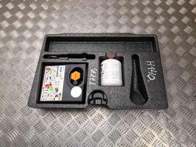 Ford EM2B-R16G040-BB / EM2BR16G040BB S-MAX 2016 Boîte à outils - Image 1