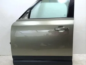 Land Rover LR131338 Defender Station Wagon (L663) 2022 Drzwi z przodu z lewej