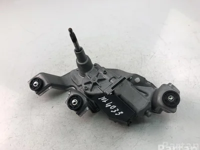 Toyota 85130-02050 / 8513002050 AURIS (_E18_) 2015 Двигатель стеклоочистителя - Изображение 1