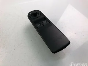 Renault 809611667R CLIO IV (BH_) 2014 Bouton de lève-vitre